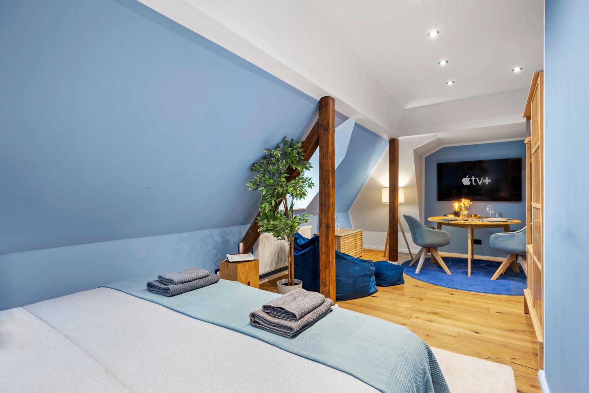 Edler Wohnraum Modernes Vorstadtstudio Mit Emma-Bett, Garten & Kaffeevollautomat Zwickau Exterior foto